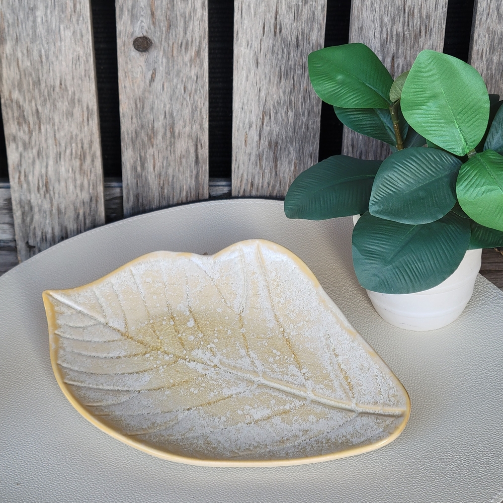 Anthropologie Cream Glazed Stoneware Decorative Leaf Dish